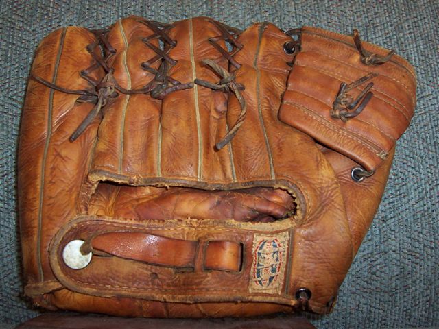 Warren Spahn American Eagle Back